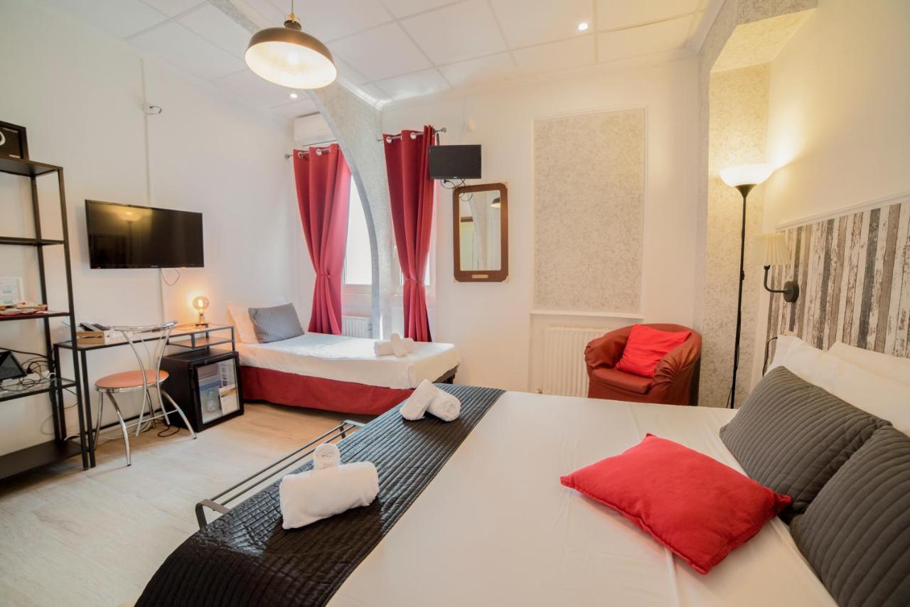 Galleria Frascati Rooms And Apartment Luaran gambar