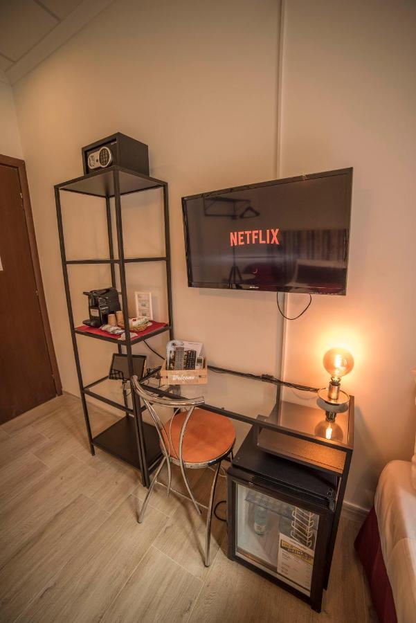 Galleria Frascati Rooms And Apartment Luaran gambar