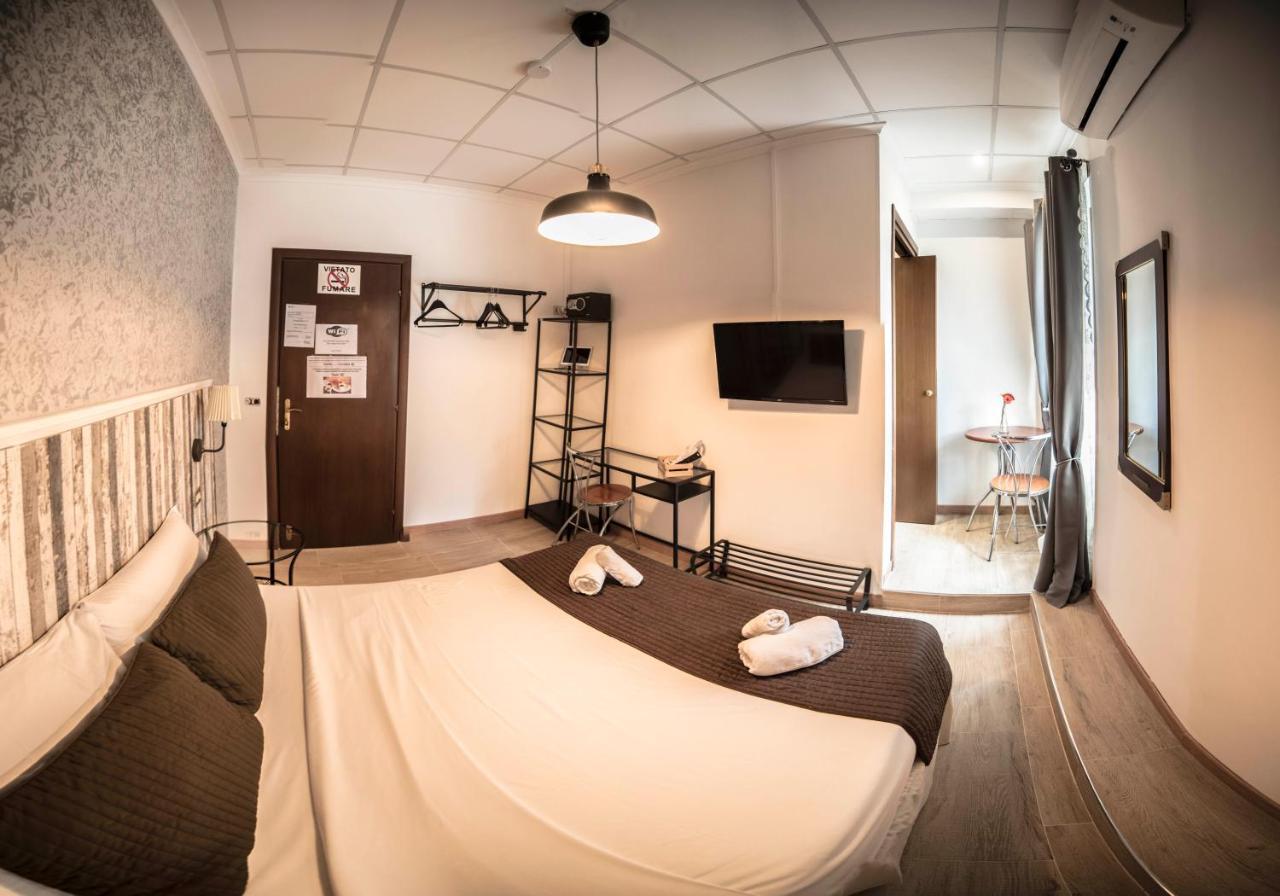 Galleria Frascati Rooms And Apartment Luaran gambar