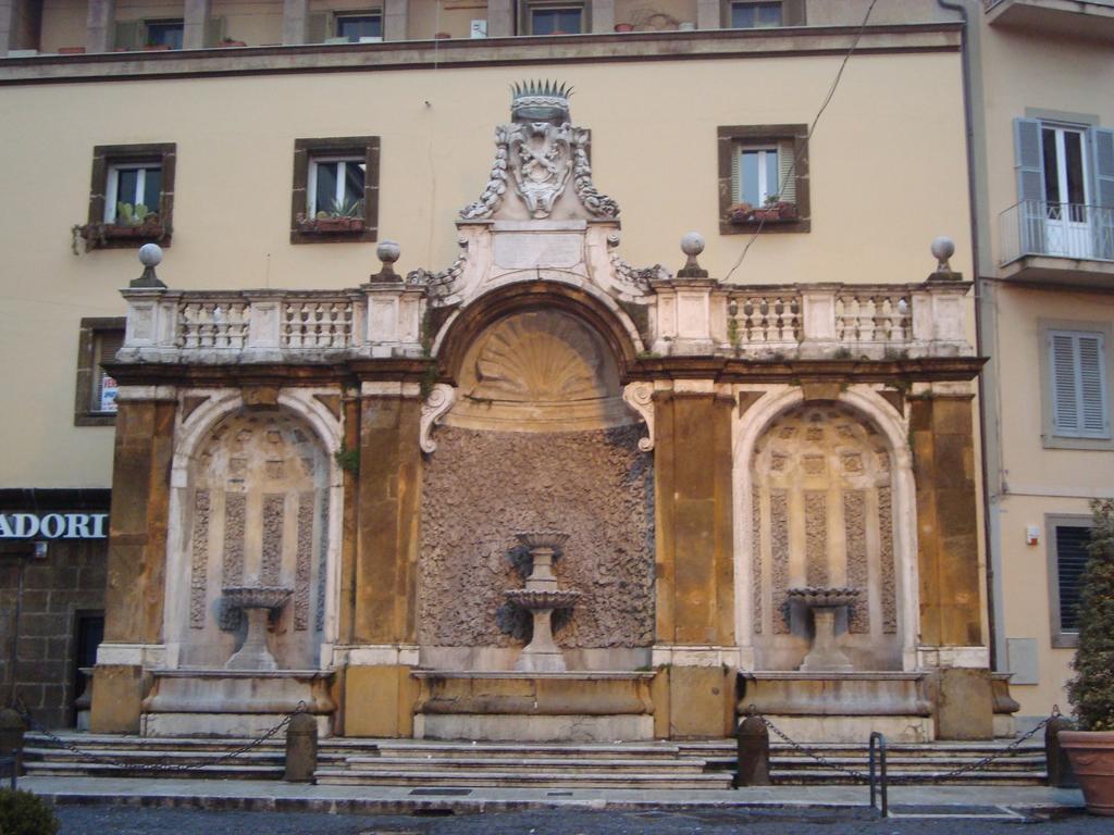 Galleria Frascati Rooms And Apartment Luaran gambar
