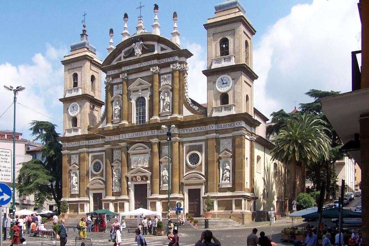 Galleria Frascati Rooms And Apartment Luaran gambar